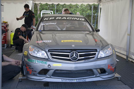 Bremers Mercedes ankom i sidste øjeblik.
(Foto: Motorsporten.dk)
